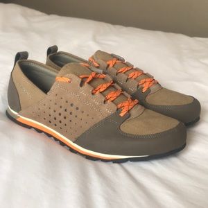 Patagonia Men’s Tan canvas and suede sneakers